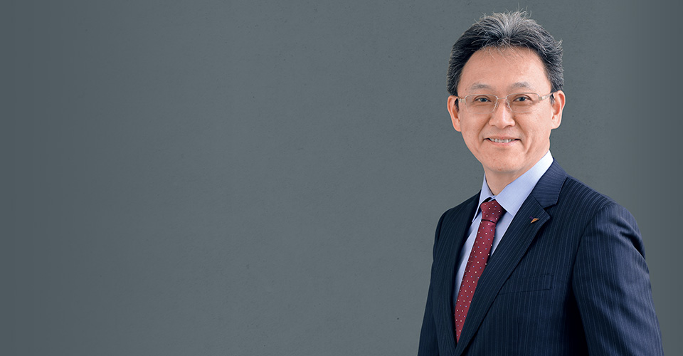 Yoshiyuki Hiraga Executive Officer Daikin Industries, Ltd.